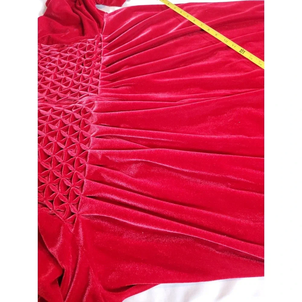 Only Necessities Red Long Robe 1X Velvet Cozy Lounge‎ Polyester VTG